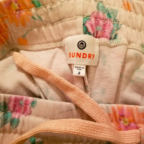 SUNDRY by Anthropologie floral pleated sweatshirt + floral pocket Jogger size 2 - Picture 11 of 16